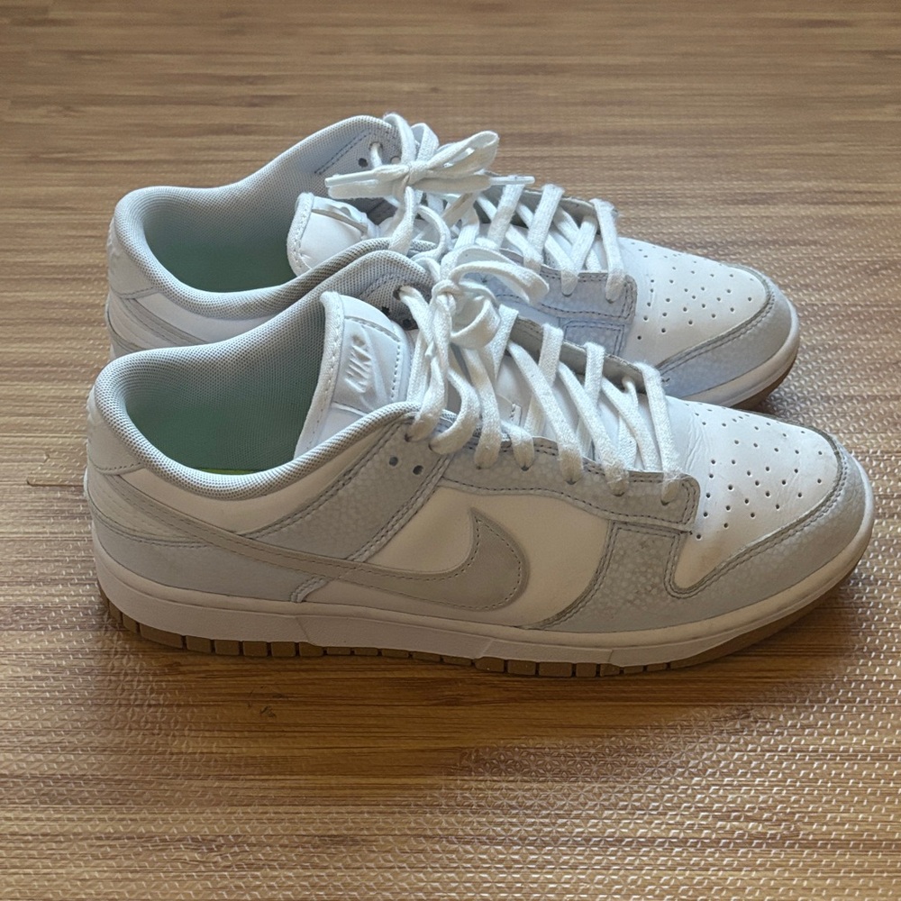Nike Dunk Retro Low Sneakers White/Gray/Lilac Womens 11